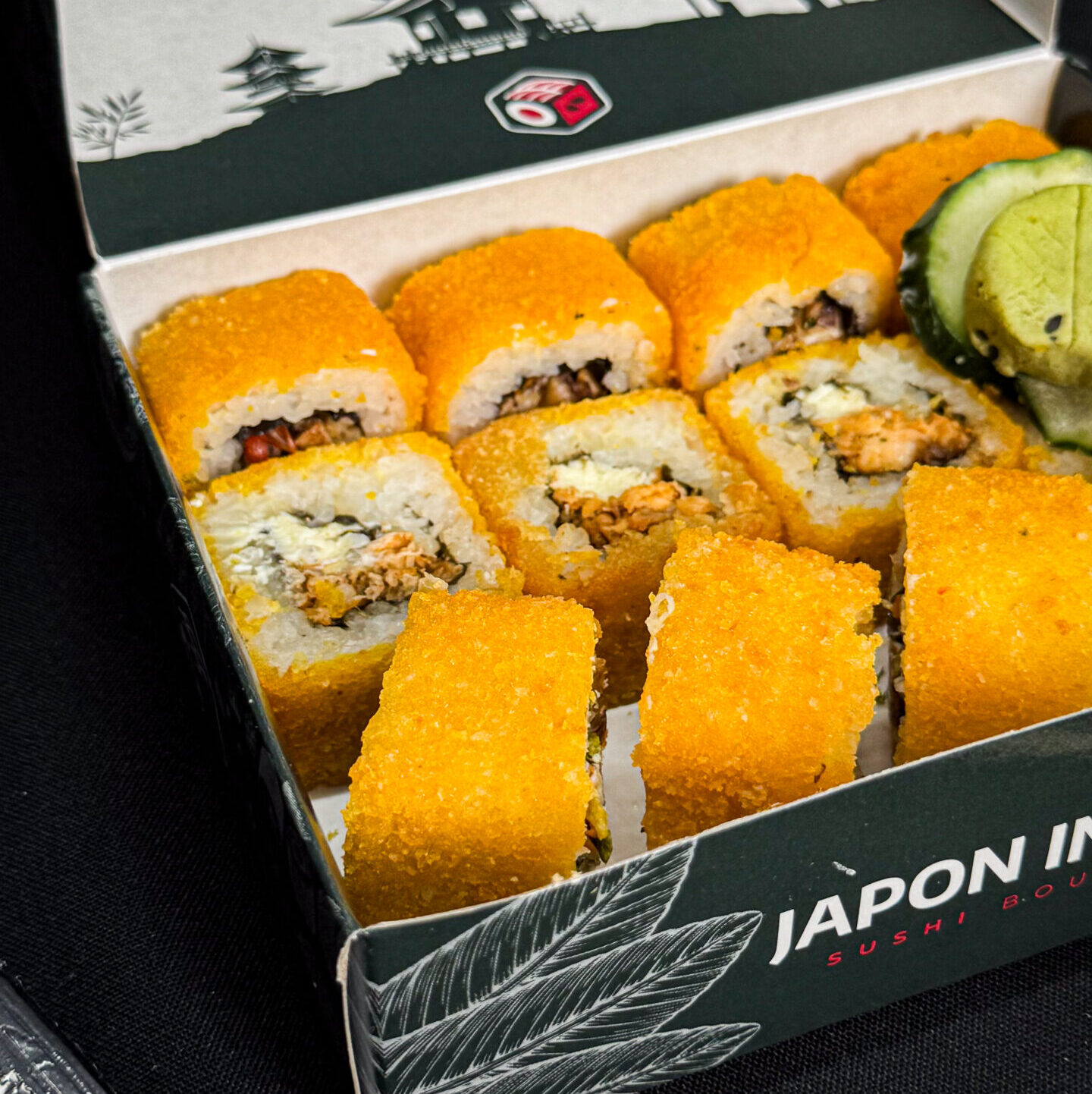 Box Hot roll 44 piezas